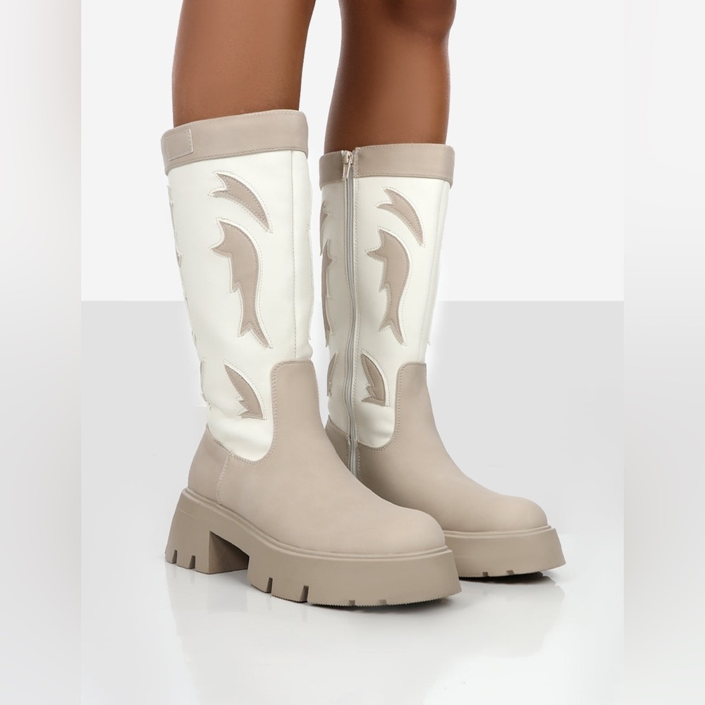 ◾️Public Desire Fly Away Ecru Pu Round Toe Western Cowboy Platform Boots